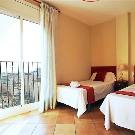 Apartment Splendid 4 Bedroom In *