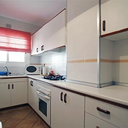Splendid 4 Bedroom In Apartman